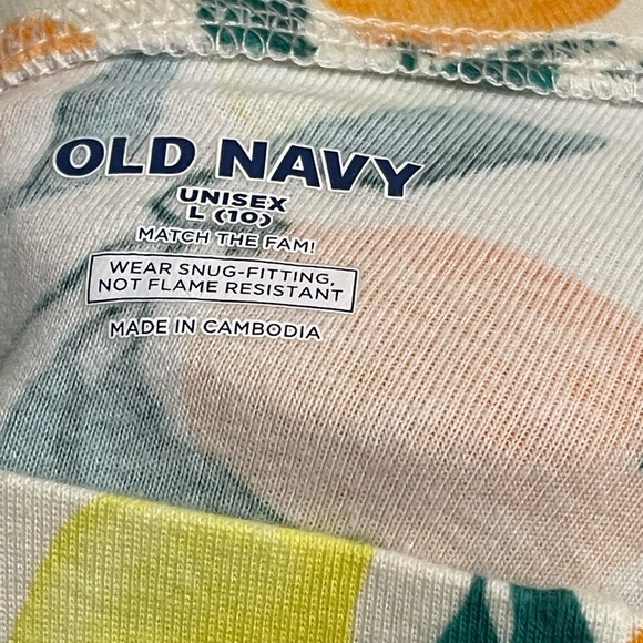 Old Navy Long Sleeve Pajama Set - Oranges & Lemons - Picture 9 of 13